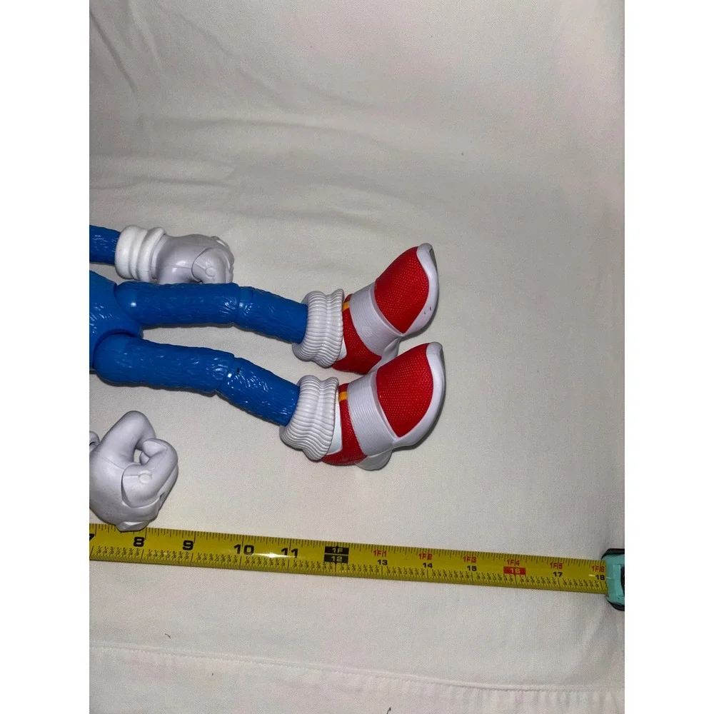 Sonic the Hedgehog Electronic Action Figure 16
